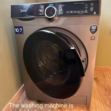 Modern Nr12 Private Kitchenette, Bathroom, Balcony *