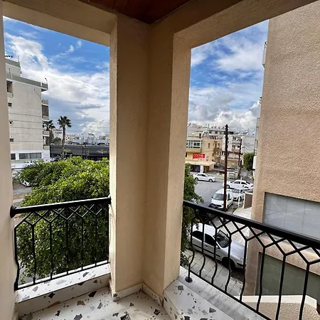 Modern Nr12 Private Kitchenette, Bathroom, Balcony Appartamento Limisso